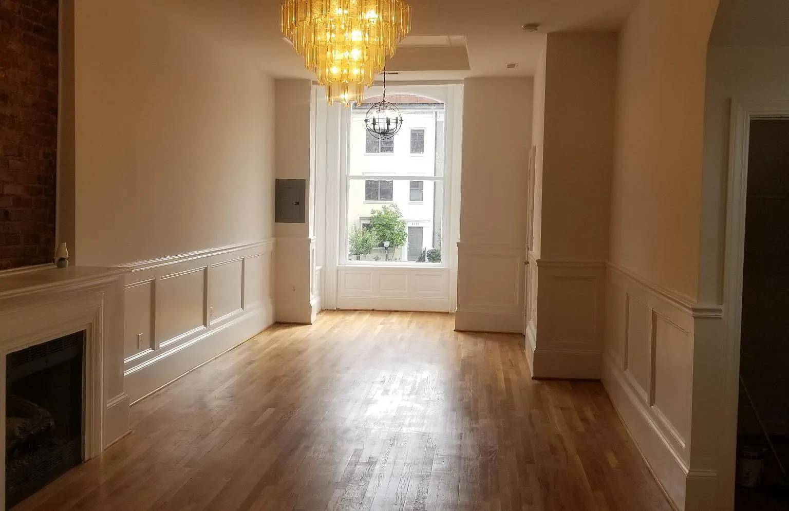 3 bed, 1700 sqft, $5,700 — Photo 4