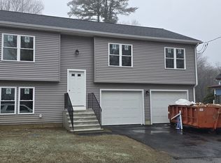 33 Mechanic St, Warren, MA 01083
