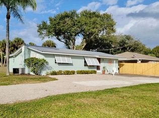 512 Jessica St S, Nokomis, FL 34275