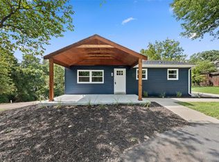 557 Old Colony Rd, Defiance, MO 63341