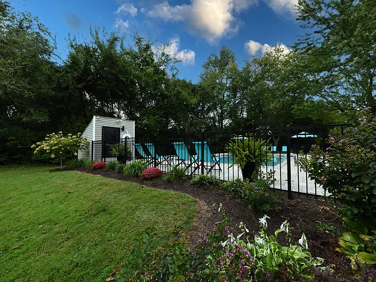 Swimming Pool with Sundeck