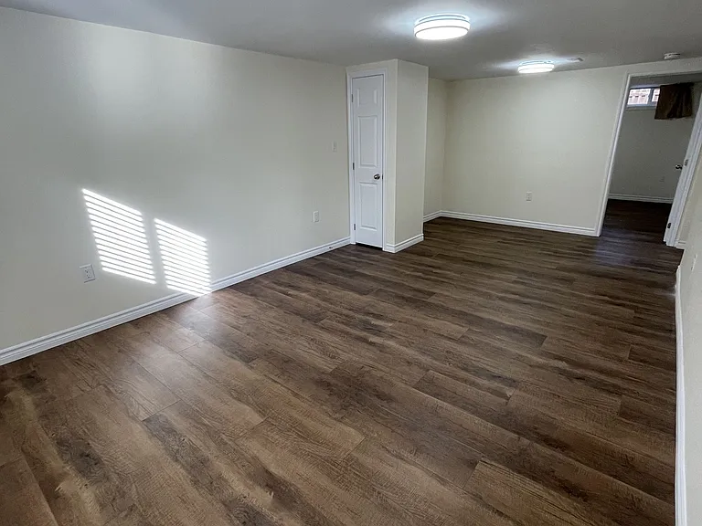 37 E Rutherford Dr #BASEMENT — Photo 16