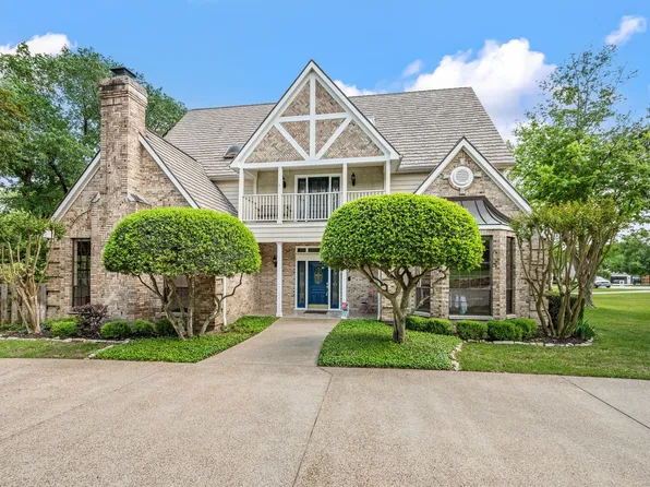 1349 Lakeview Dr, Southlake, TX 76092
