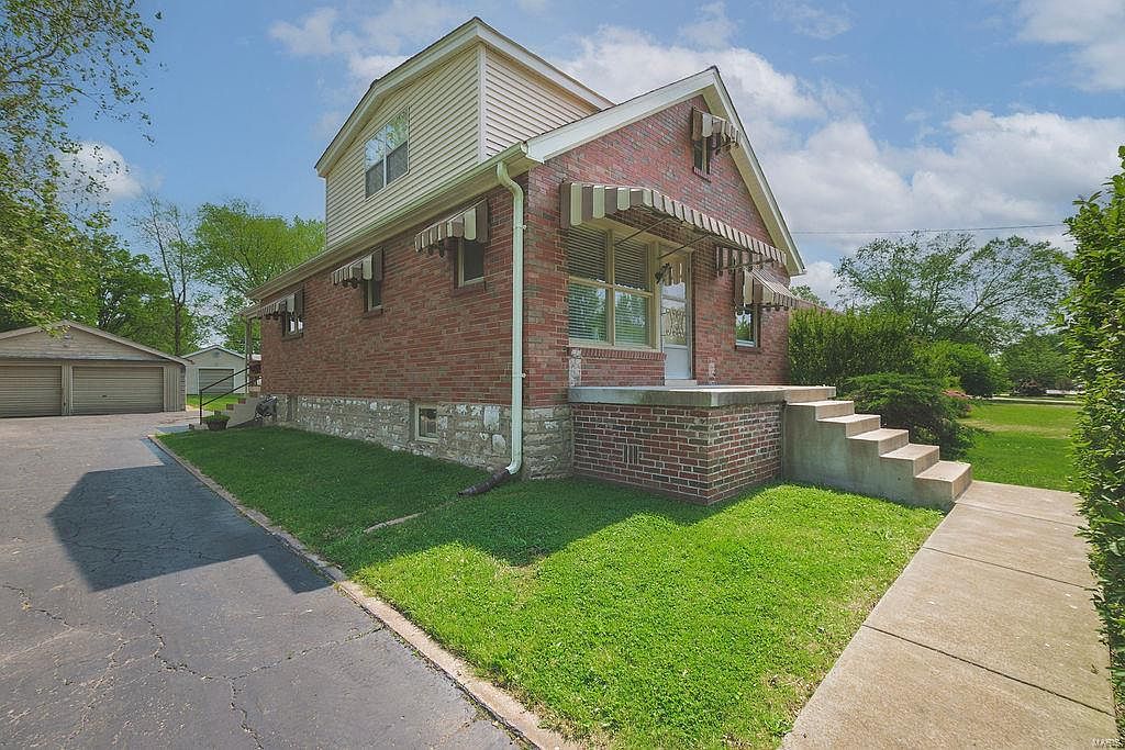 4601 Butler Hill Rd, Saint Louis, MO 63128 Zillow