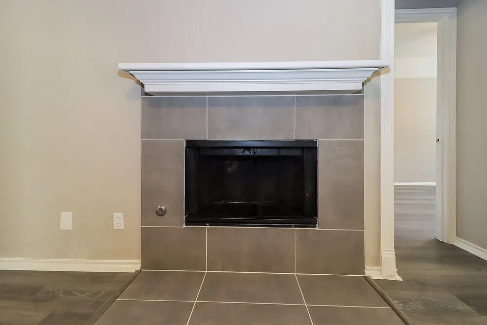 3 bed, 2.0 bath, 1505 sqft, $2,070 — Photo 3