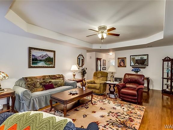 3rd image of 325 Sansing Cir