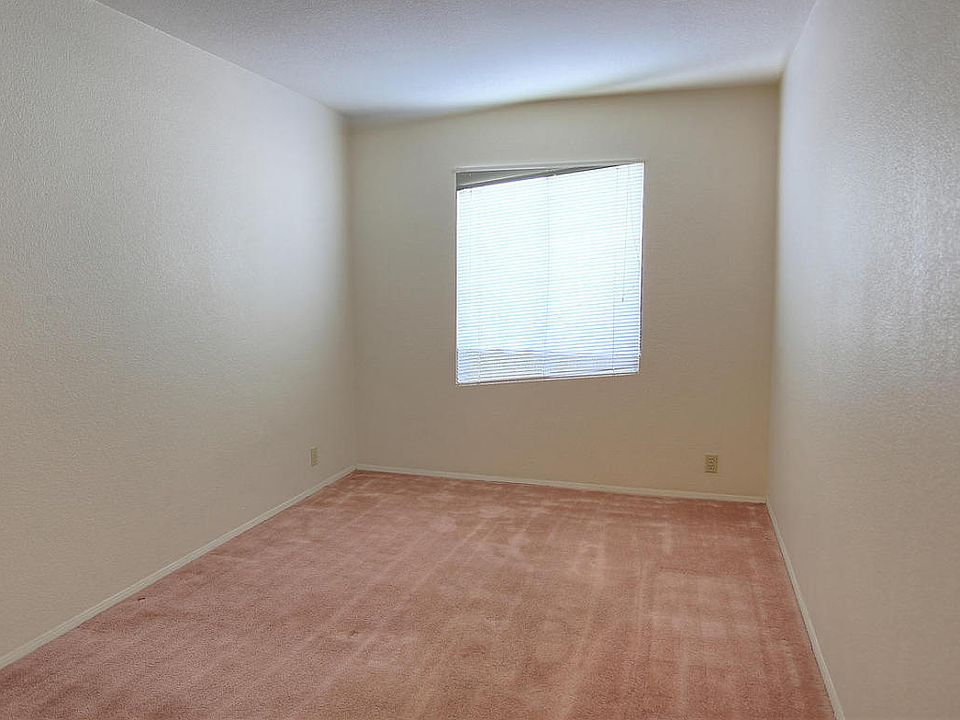 1st image of 3982 W Morelos St