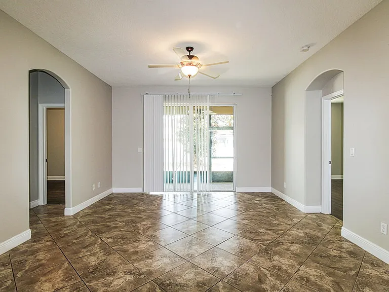 12307 Cricklewood Dr — Photo 5
