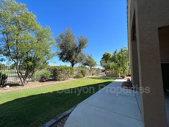 5th image of 2110 E Indigo Dr