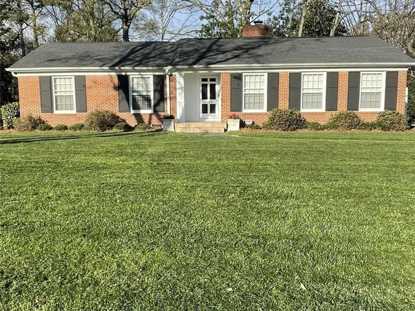 3226 Pendleton Ave, Charlotte, NC 28210