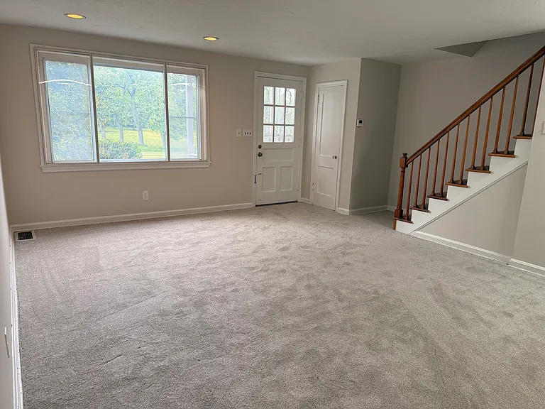 4042 Northfield Rd — Photo 9
