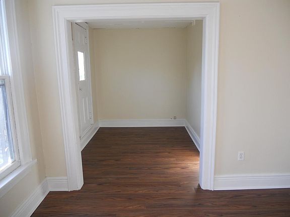 5th image of 472 Connecticut St APT 3