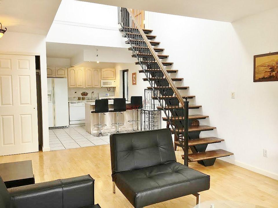 1st image of 421 E 12th St APT 12