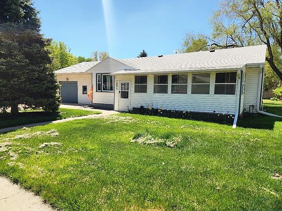 3rd image of 1002 Westend Dr