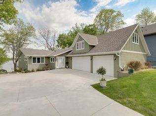 4620 Lake Sarah Dr S, Maple Plain, MN 55359