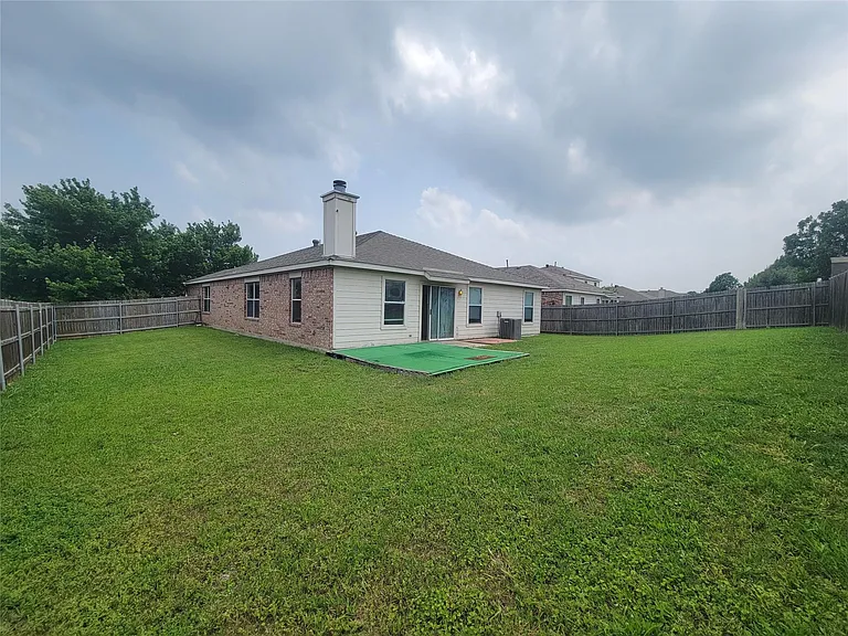 1411 Dundee Dr — Photo 20