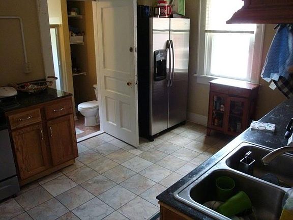 3rd image of 347 E Tompkins St #347