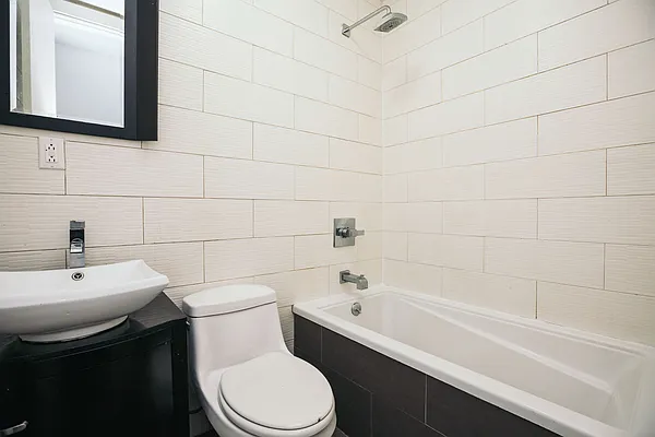 Rented by Nooklyn NYC LLC | media 20