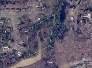 512 Farmhurst Dr, Charlotte, NC 28217