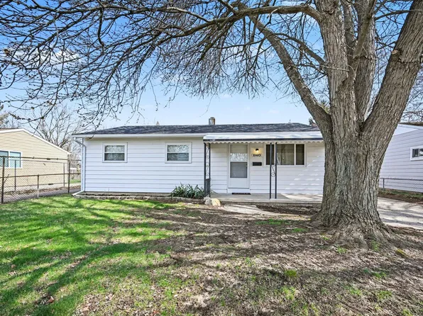 1140 Redleaf Ln, Ypsilanti, MI 48198