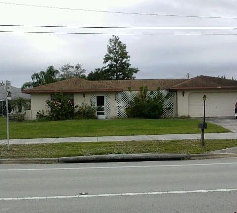 2nd image of 2611 SE Westmoreland