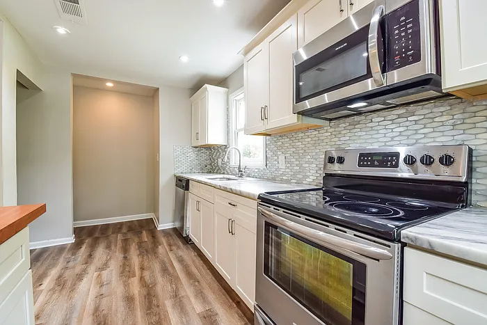 269 Moreland Way — Photo 8