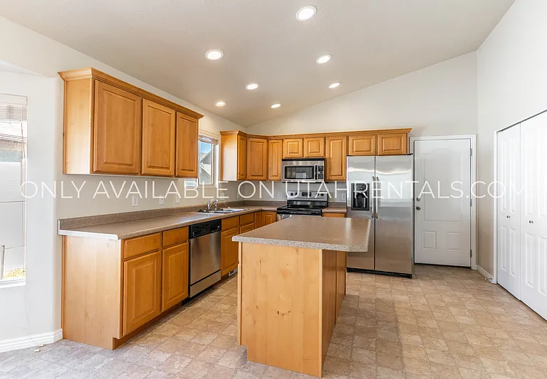 12461 S Mayan St — Photo 9
