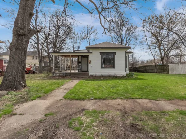 812 E Church St, Wagoner, OK 74467