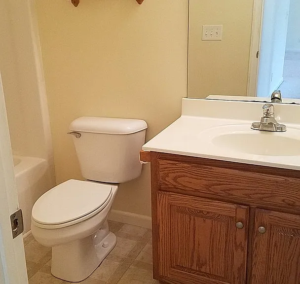 479 Indian Springs Cir — Photo 18