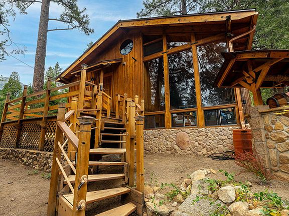 3rd image of 25106 Rim Rock Rd