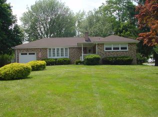 160 Claridge Dr, Coraopolis, PA 15108