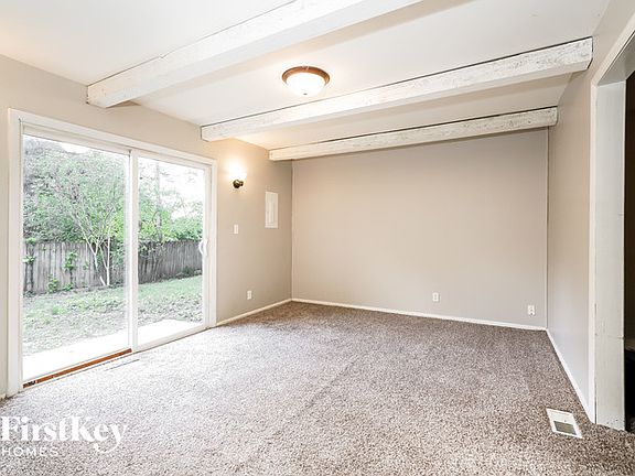 3rd image of 3750 Erin Ct