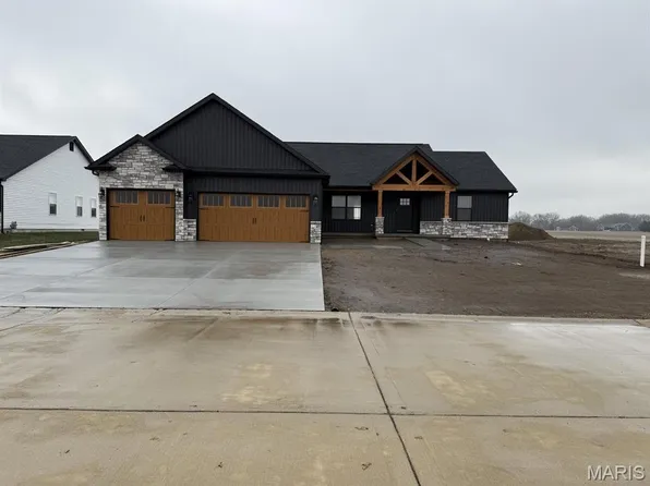 1004 Brianna Ct, Jerseyville, IL 62052