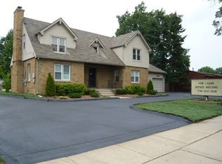 5885 N Wayne Rd, Westland, MI 48185