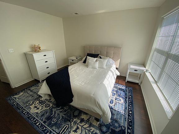 2nd image of 142 Lionheart Ln #142