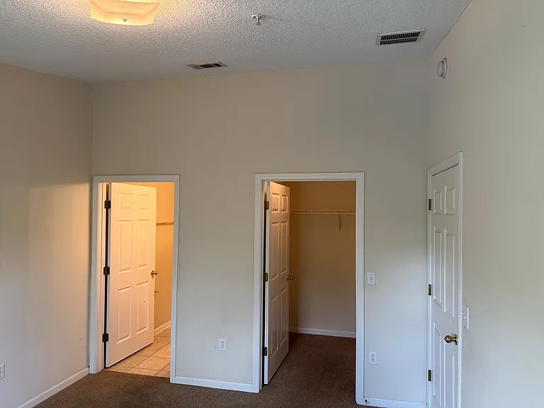 9595 Amarante Cir #16 — Photo 10