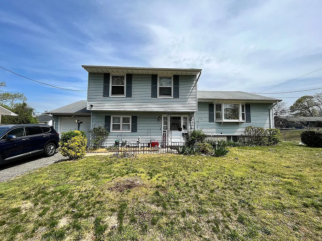 700 Halton Ct photo 1
