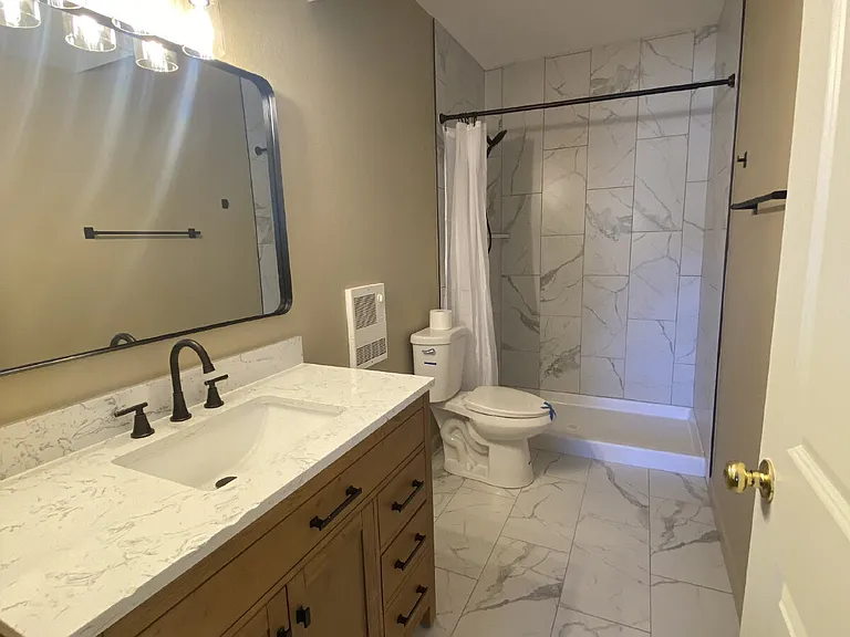 701 Prospect Pl #LOWER — Photo 11