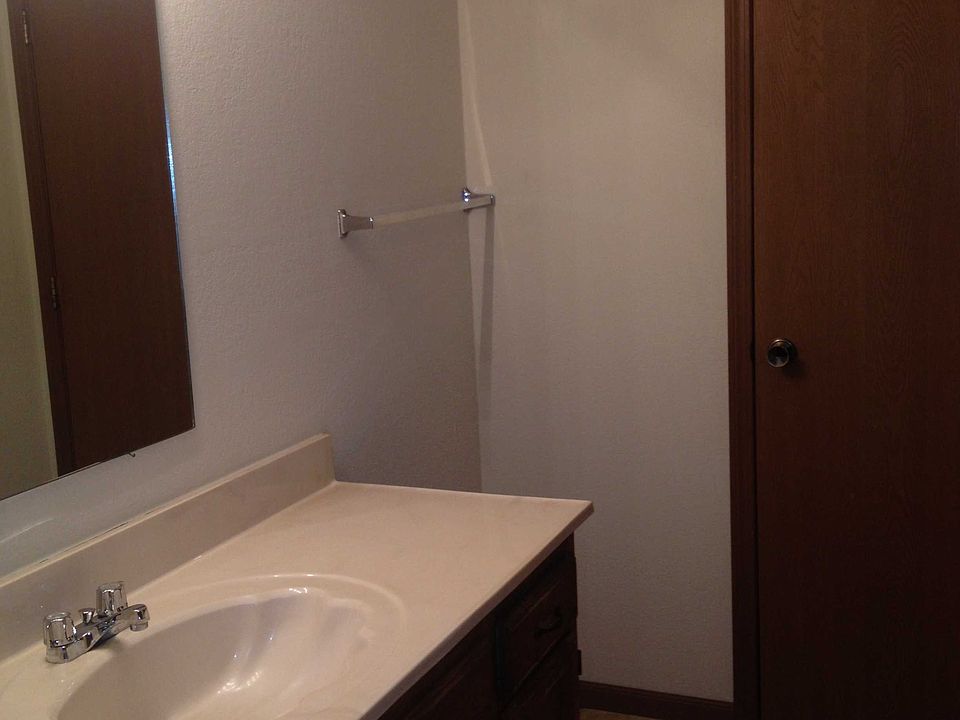 1st image of 3551 NE Independence Cir