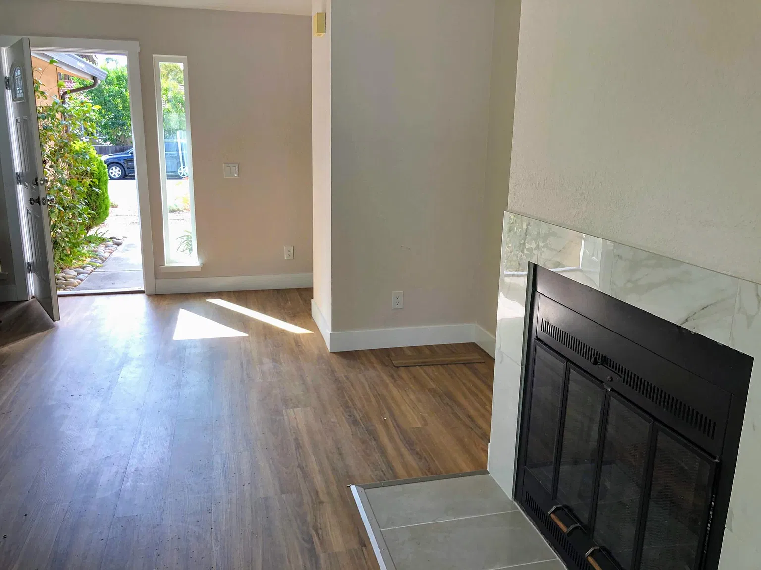 3 bed, 1208 sqft, $5,400 — Photo 3