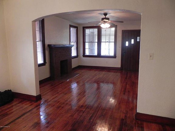 4th image of 6446 Pearl St