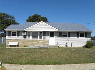 302 Deland Ave, Cape May, NJ 08204