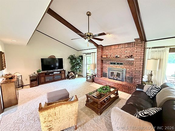 2nd image of 6988 Lakeside Cir