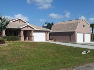 855 William Denver St E, Lehigh Acres, FL 33974