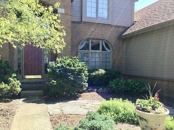 2nd image of 48169 Wadebridge Dr
