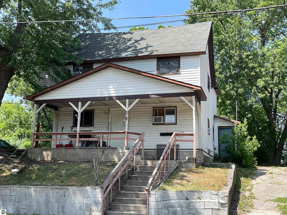 1st image of 218 S Cottage St