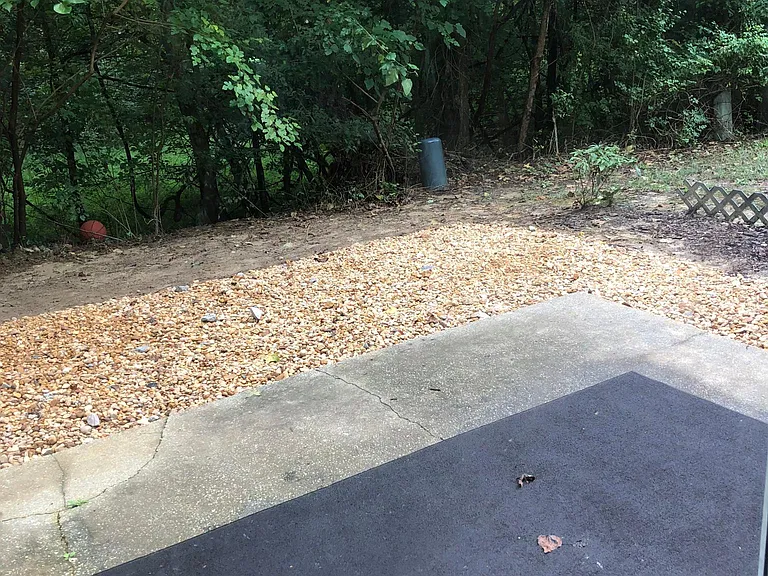 3884 Staffordshire Ln — Photo 27