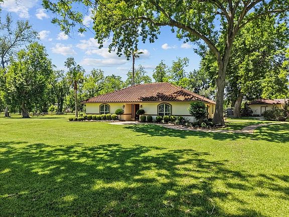 2nd image of 21431 Skinner Ridge Ln