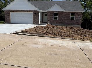 308 Heritage Valley Dr, New Haven, MO 63068