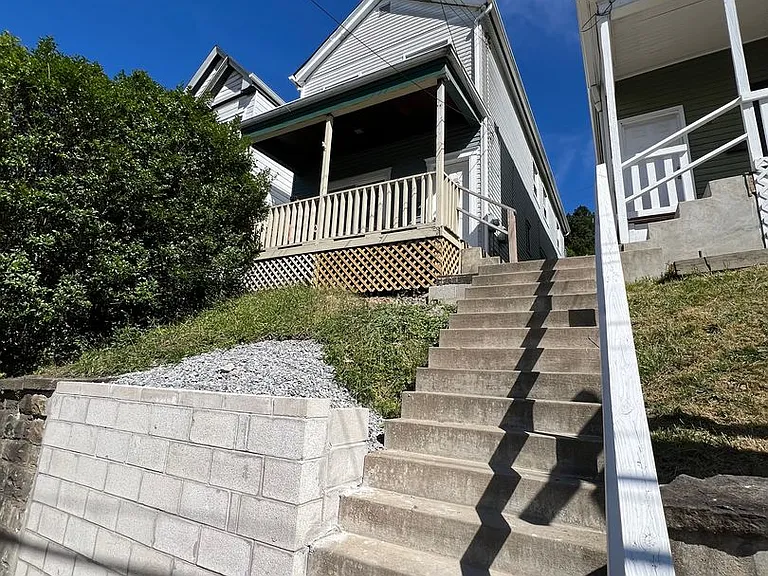 248 W 9th Ave — Photo 3
